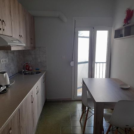 Rossa Apartment พาทรา ภายนอก รูปภาพ