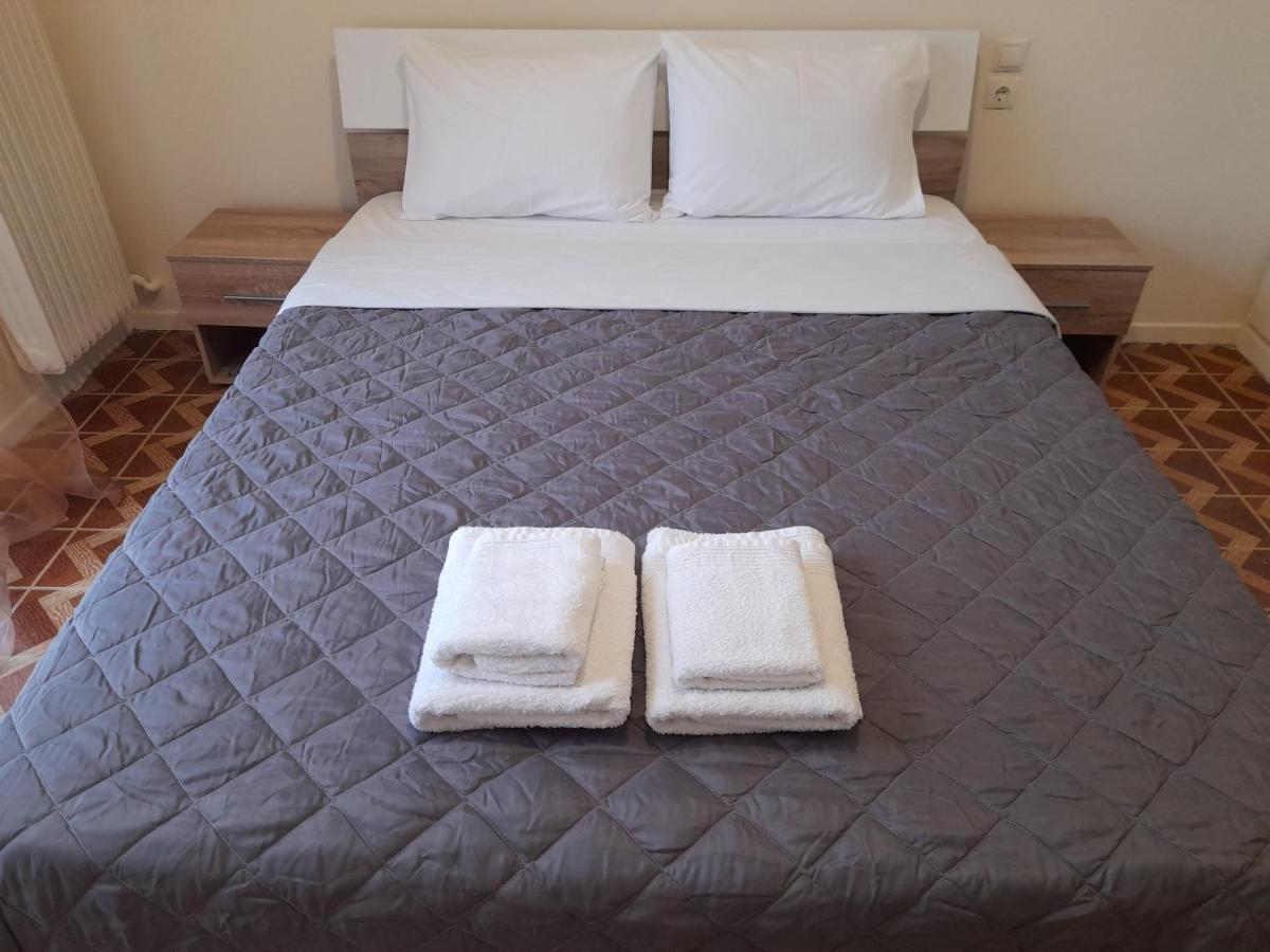 Rossa Apartment พาทรา ภายนอก รูปภาพ